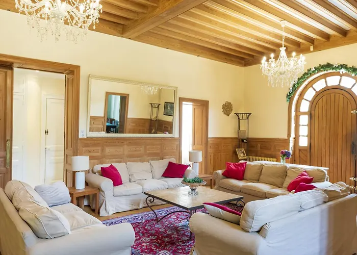 Domaine De Bellegarde *